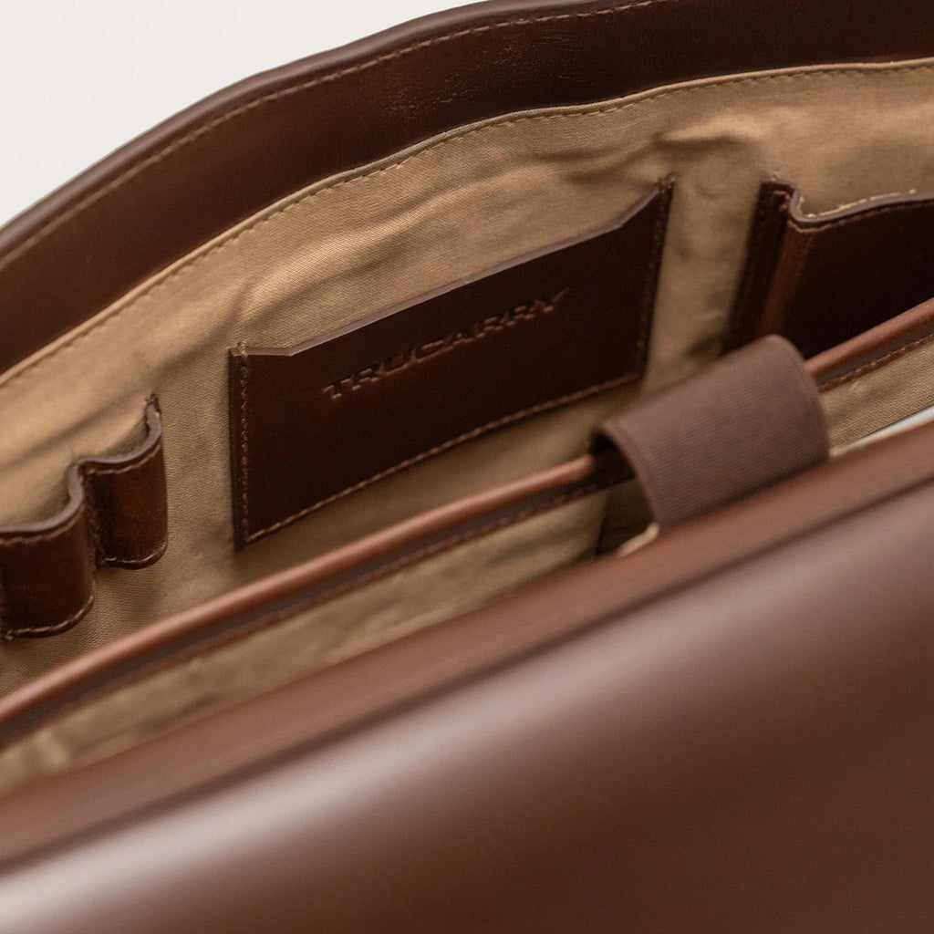 The Carismatico Vintage Brown Crazy Horse Leather Messenger Bag